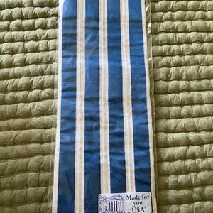 DAR Daughters of the American Revolution 14" Magnetic Quad